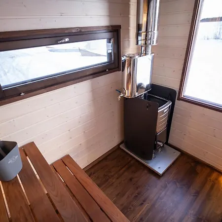 Luxury Cabin Trolley Riád Ranua
