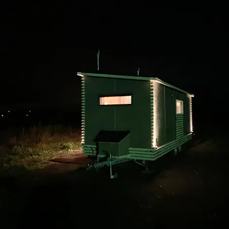 Luxury Cabin Trolley 2*